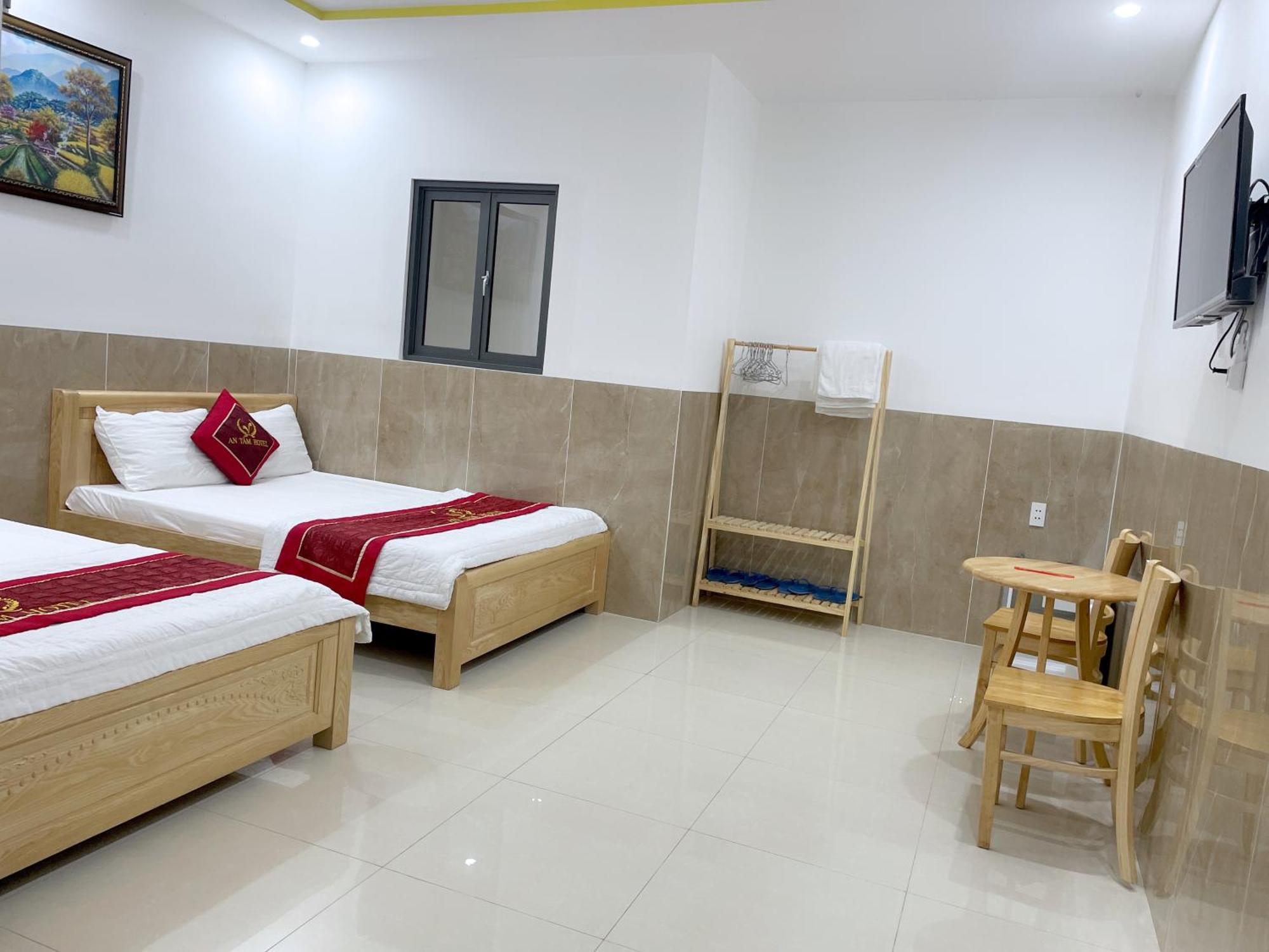 Hotel Hoang Phuc فونج تاو المظهر الخارجي الصورة