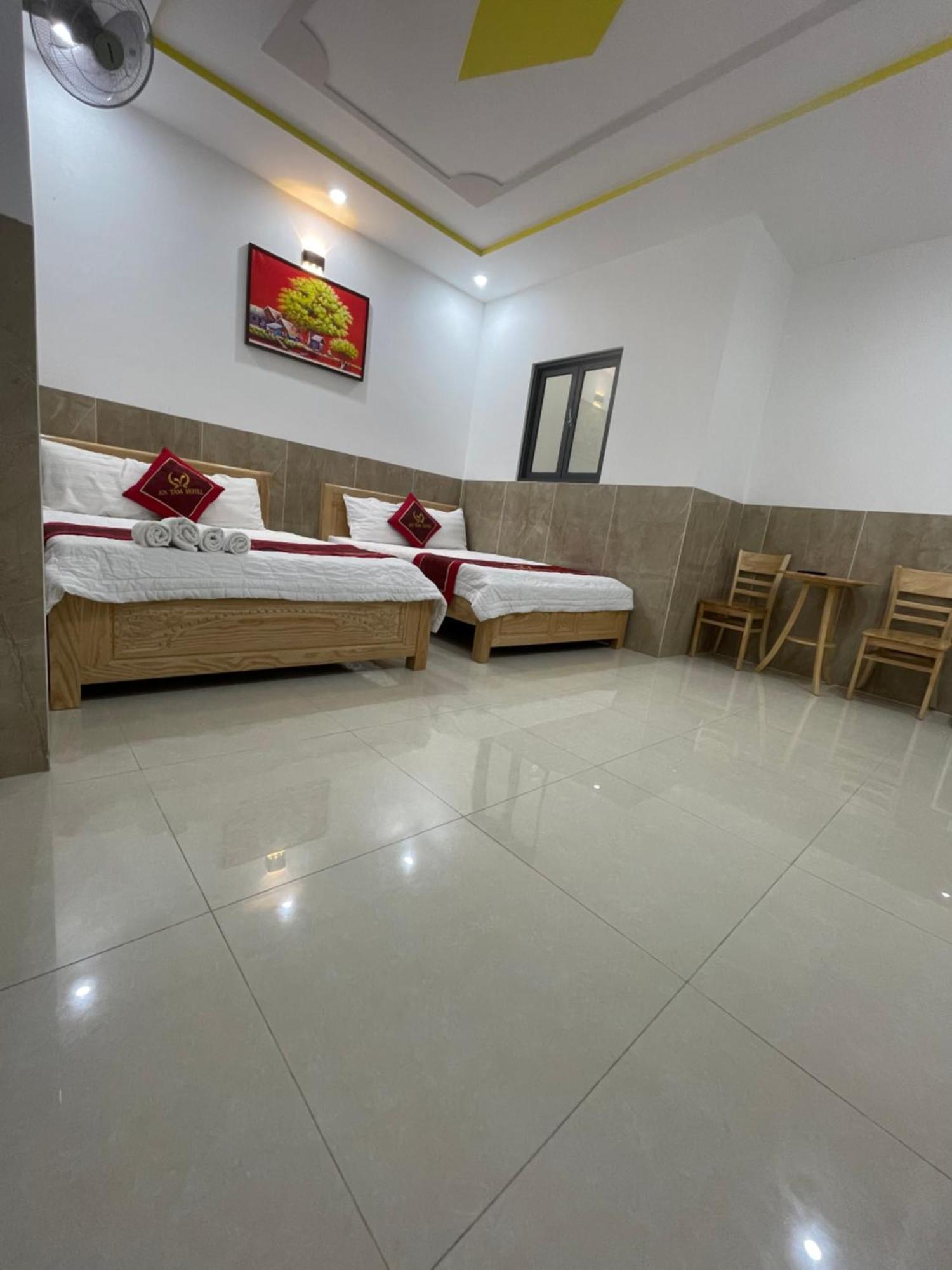 Hotel Hoang Phuc فونج تاو المظهر الخارجي الصورة