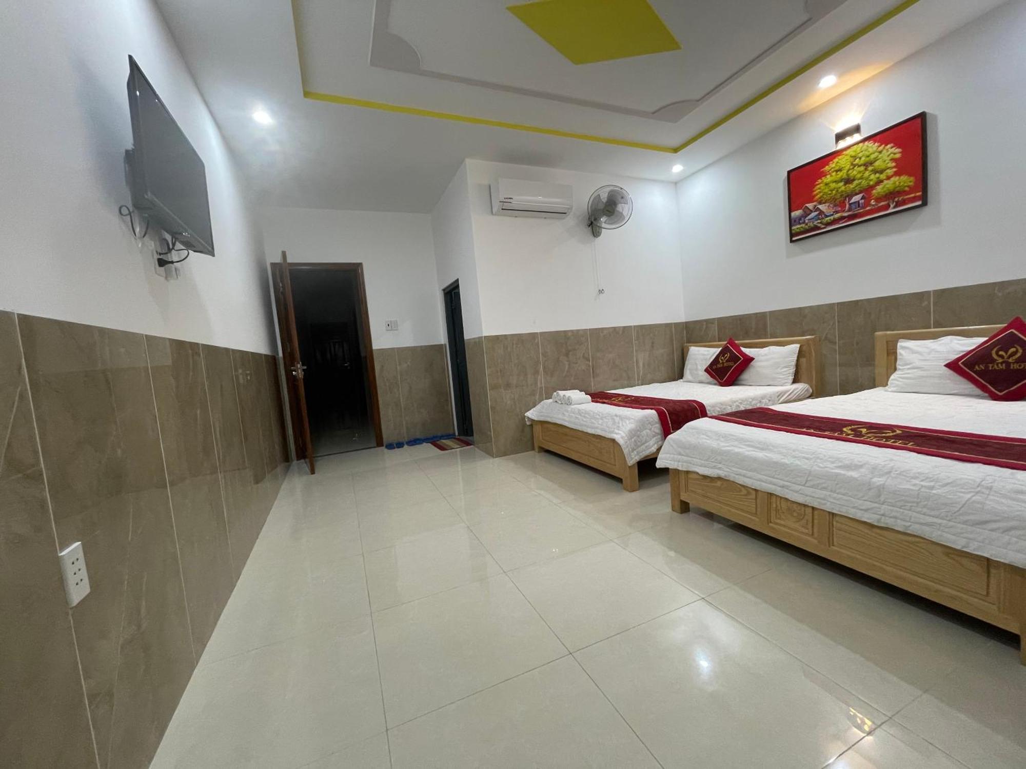 Hotel Hoang Phuc فونج تاو المظهر الخارجي الصورة