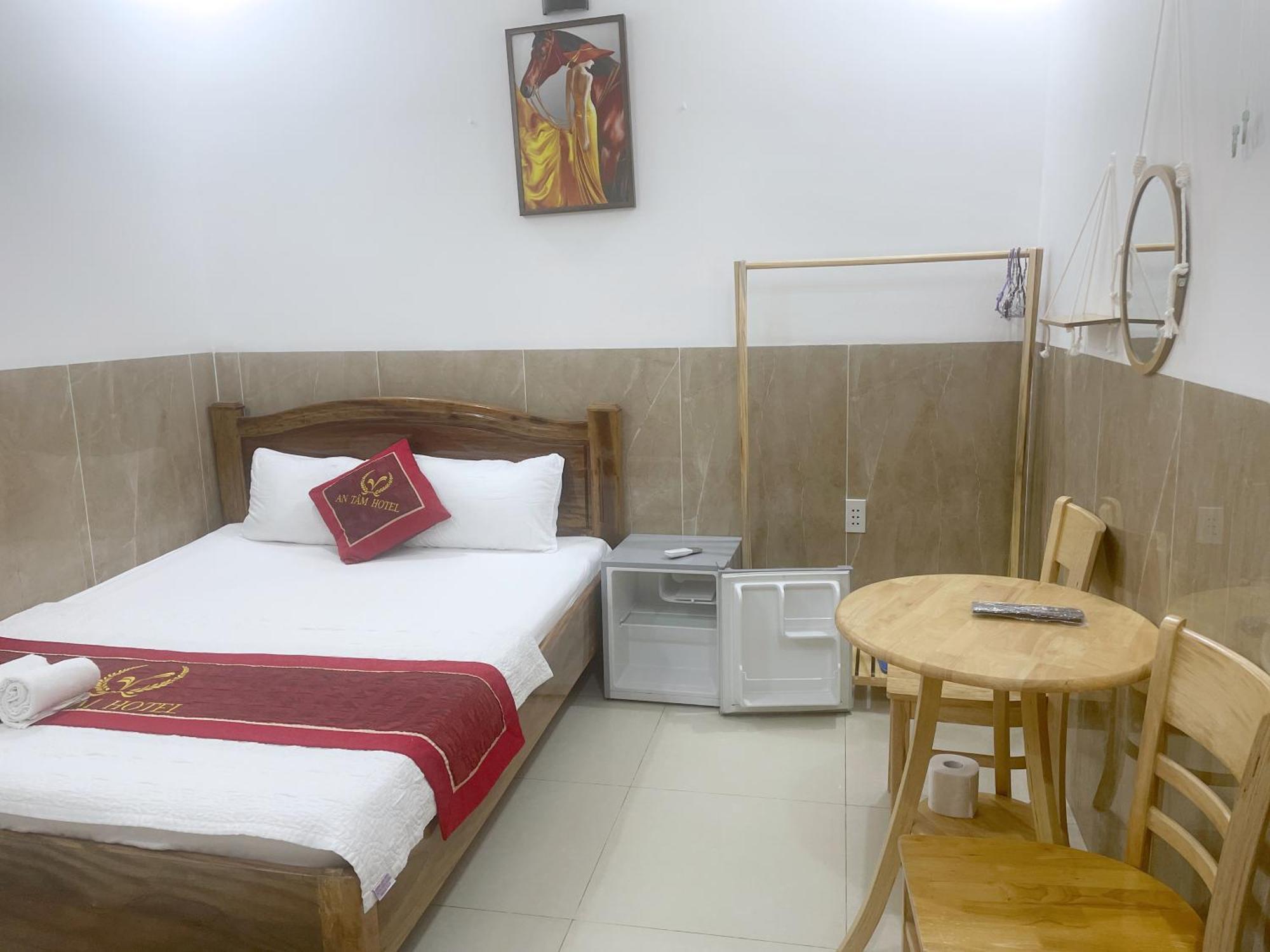 Hotel Hoang Phuc فونج تاو المظهر الخارجي الصورة