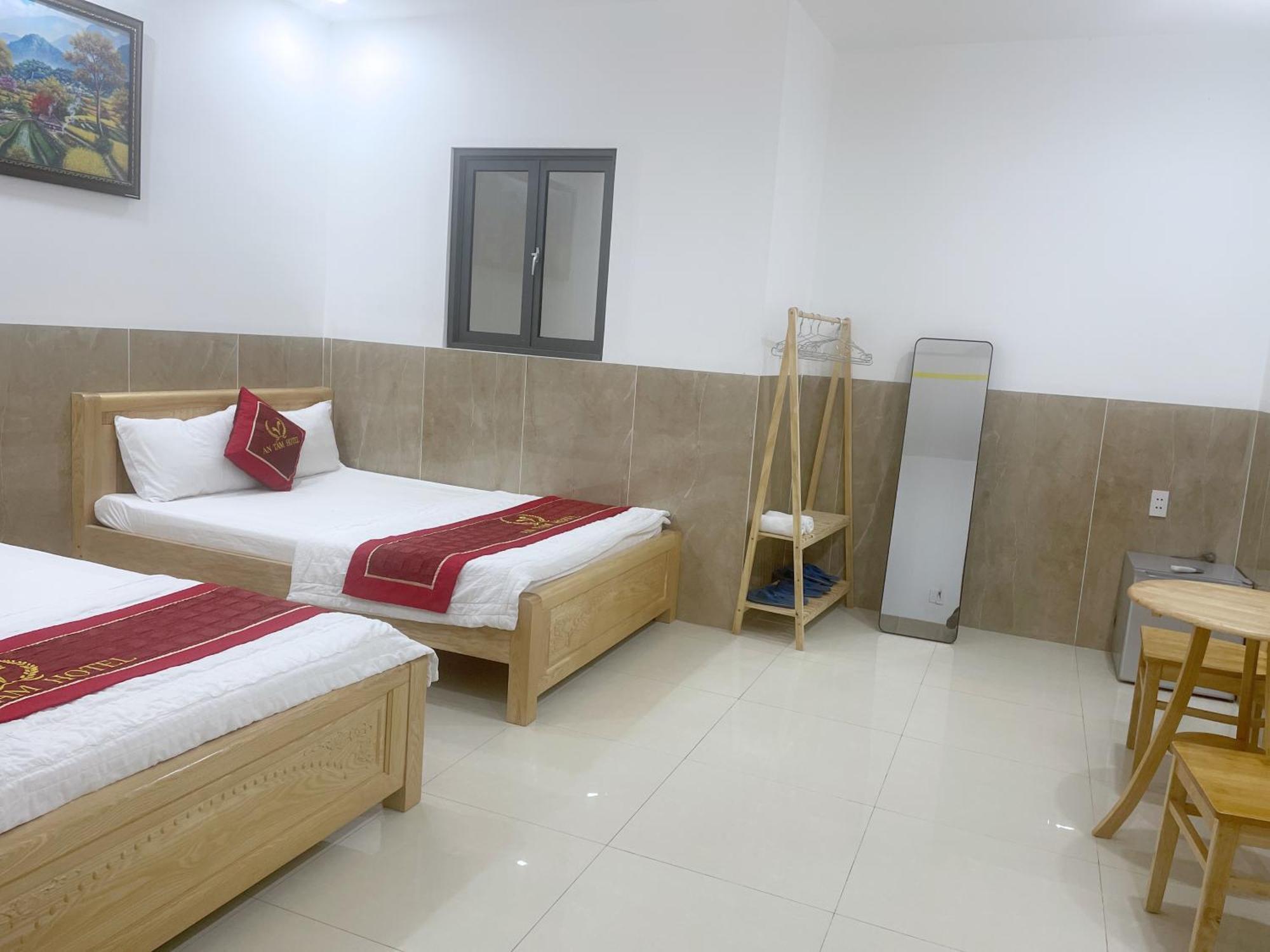 Hotel Hoang Phuc فونج تاو المظهر الخارجي الصورة